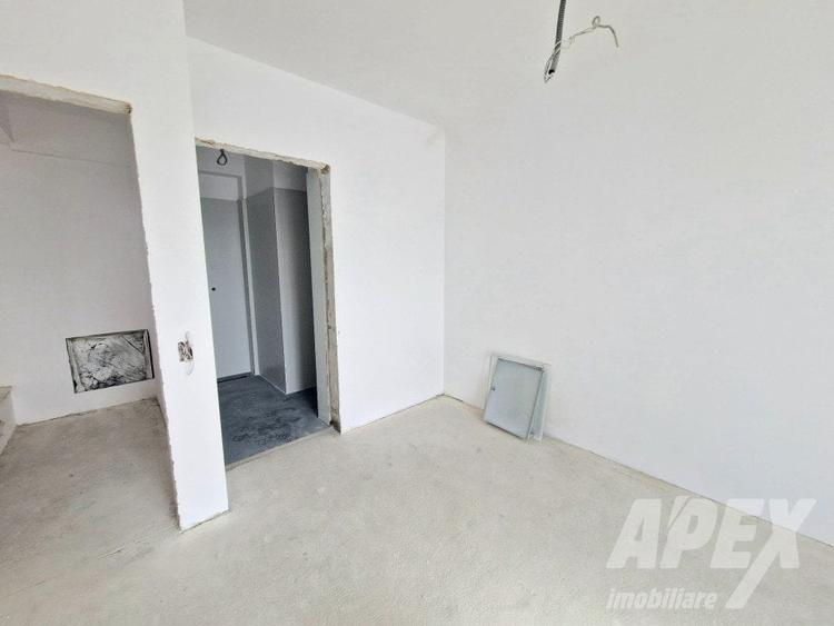 Duplex cu 5 camere cu Canalizare în Bucureștii Noi