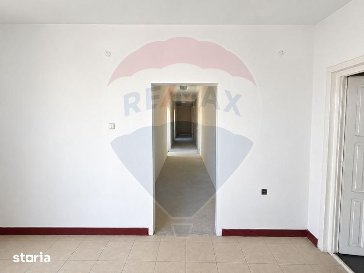 Spațiu comercial, de 372 mp, în Central