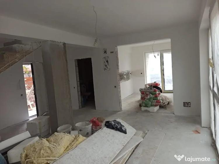 Casă cu 3 camere cu Teren 257 Mp în Central