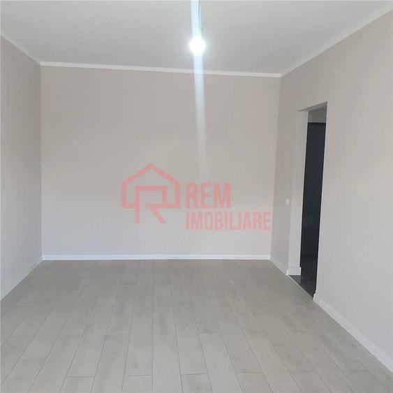 Apartament cu 2 camere decomandat în Fundeni