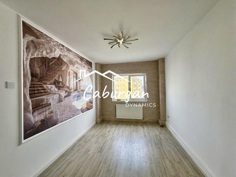 Apartament cu 3 camere decomandat în Mihai Viteazul