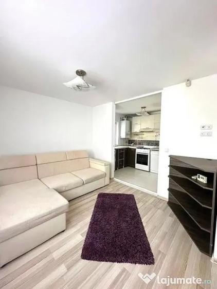 Apartament cu 2 camere decomandat în Vișani