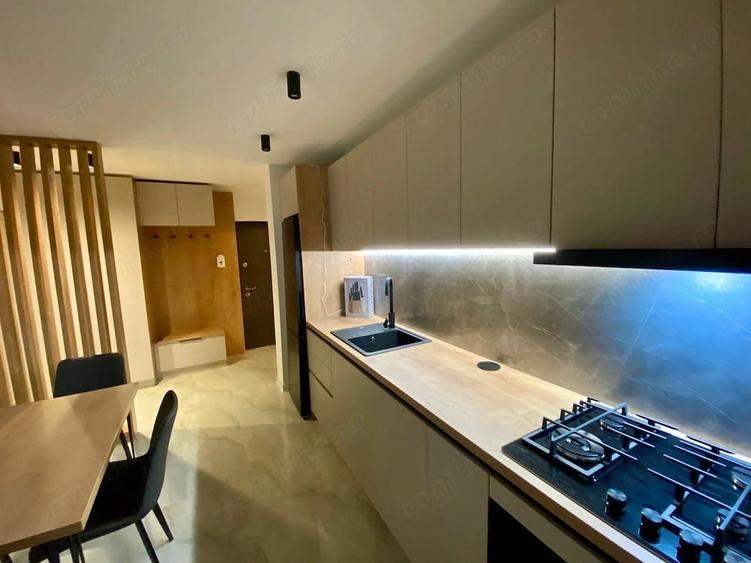 Apartament cu 2 camere decomandat în Decebal