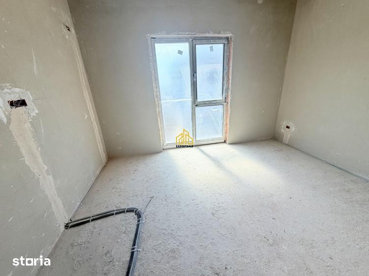Casă cu 3 camere cu Teren 250 Mp în Central