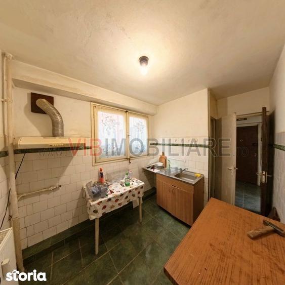 Apartament cu 2 camere decomandat în Drumul Taberei — fotografia 3