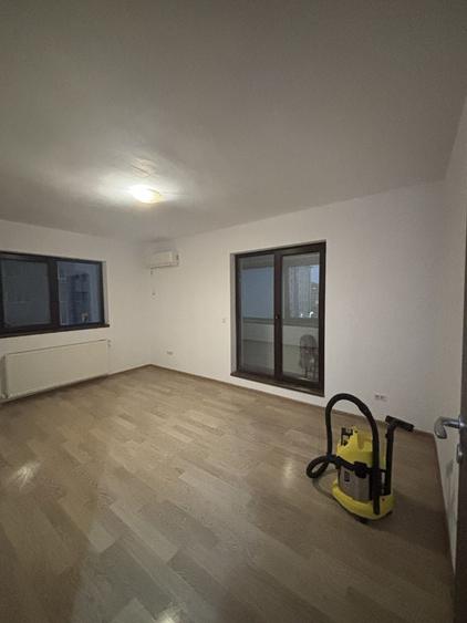 Apartament cu 2 camere decomandat în Roșu