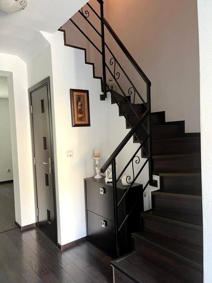 Casă cu 3 camere cu Teren 142 Mp în Cetate