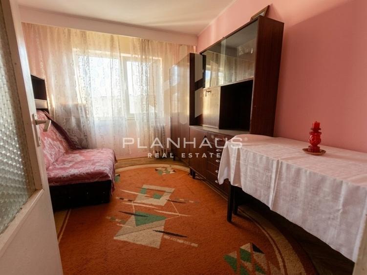 Apartament cu 3 camere decomandat, mobilat în Gării