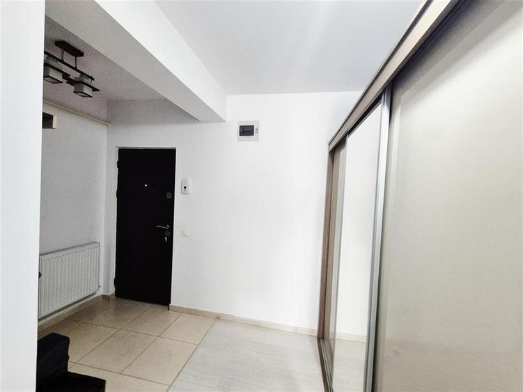 Garsonieră decomandată în Valea Lupului