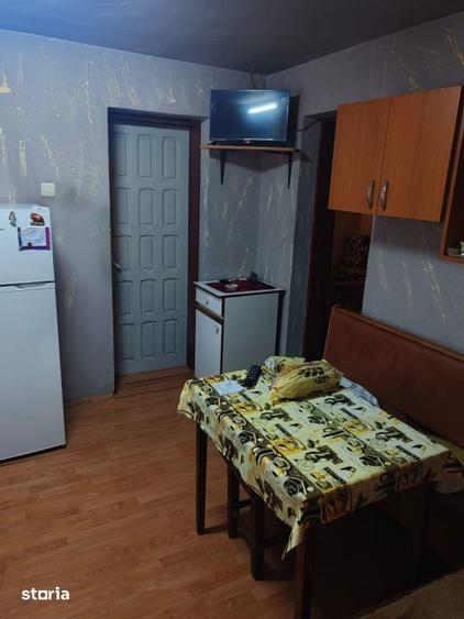 Casă cu 4 camere cu Teren 759 Mp în Central