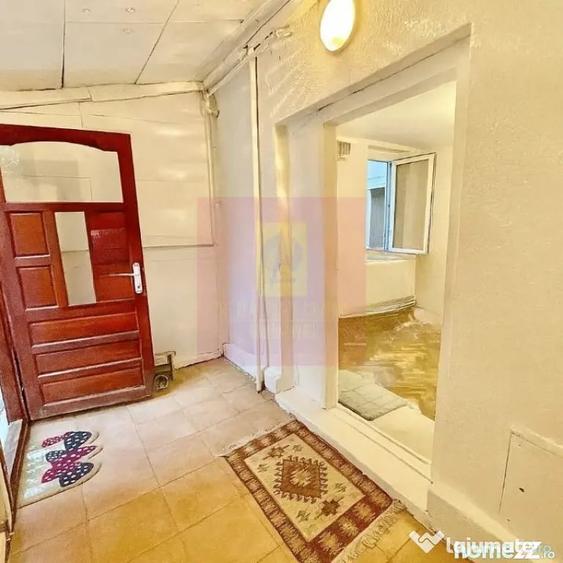 Casă cu 2 camere cu Teren 39 Mp în P-ța Romană