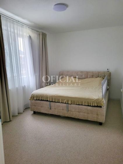 Apartament cu 3 camere semidecomandat, mobilat în Borhanci