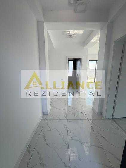 Casă individuală cu 4 camere cu Canalizare în Berceni