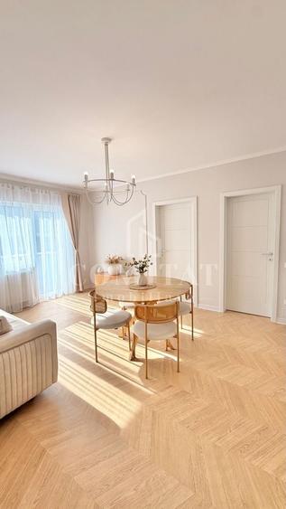 Apartament cu 3 camere semidecomandat, mobilat în Florești — fotografia 3