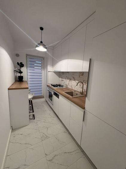 Apartament cu 2 camere decomandat în Tunari