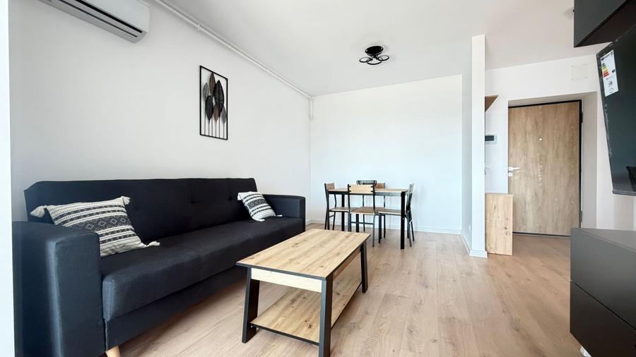 Apartament cu 2 camere decomandat, mobilat în Titan
