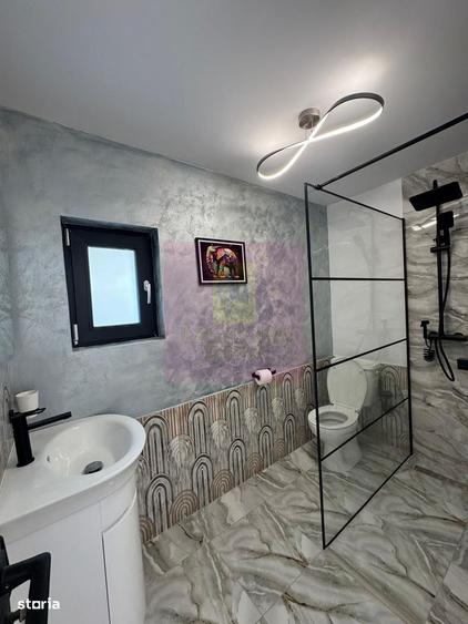 Casă cu 4 camere în Central