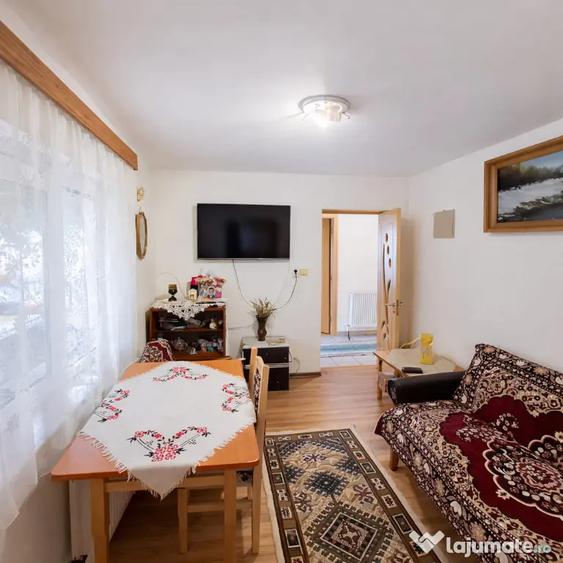 Casă cu 4 camere cu Teren 209 Mp în Central