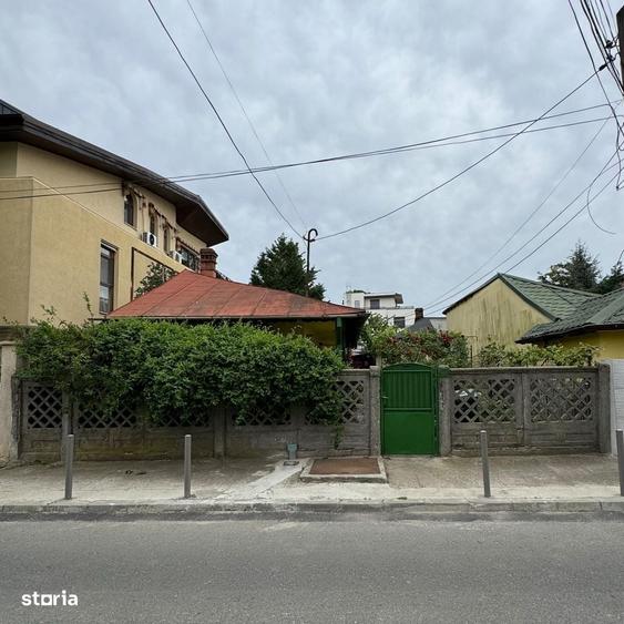 Casă cu 4 camere în Brâncoveanu