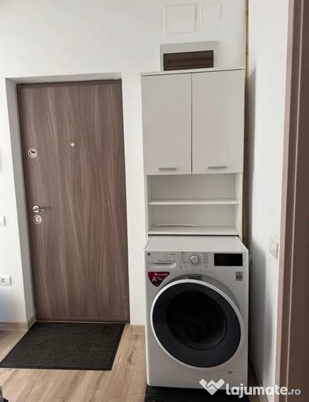 Apartament de 2 camere de inchiriat -- bloc nou, parcare inclusa, central - 9