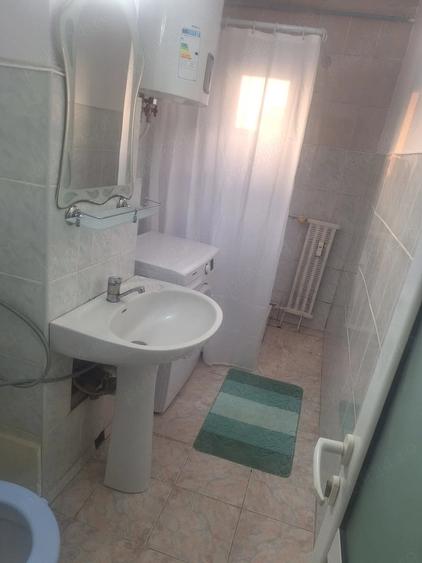 Apartament cu 2 camere decomandat în Exterior Vest