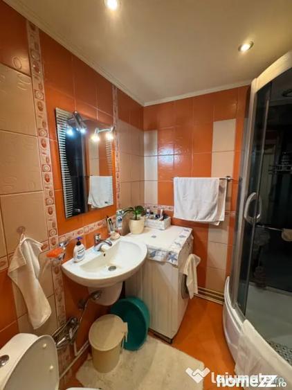 Apartament cu 2 camere decomandat în Republicii