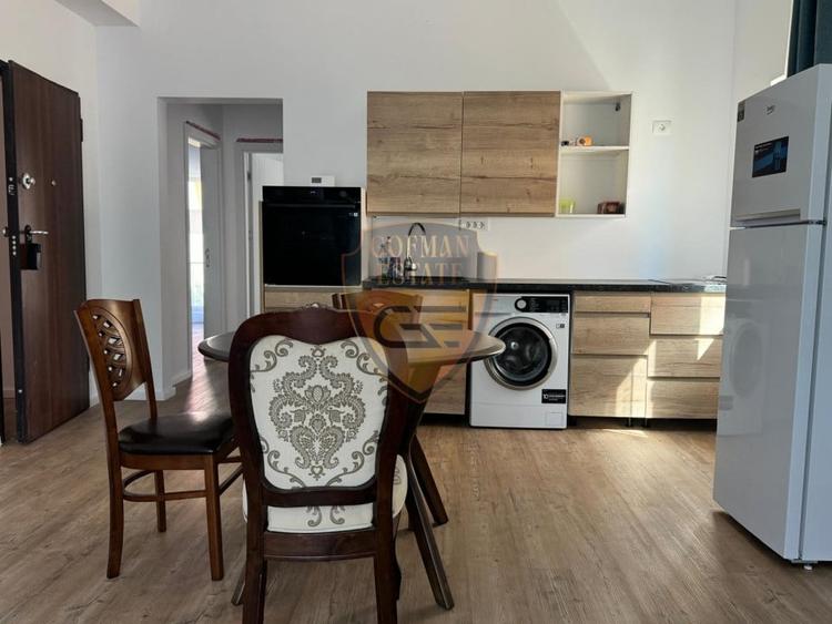 Apartament cu 3 camere decomandat, mobilat în Energia