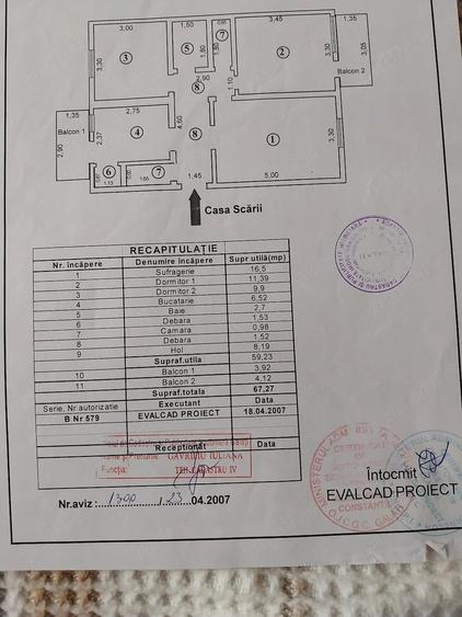 Apartament cu 3 camere decomandat în Piscu