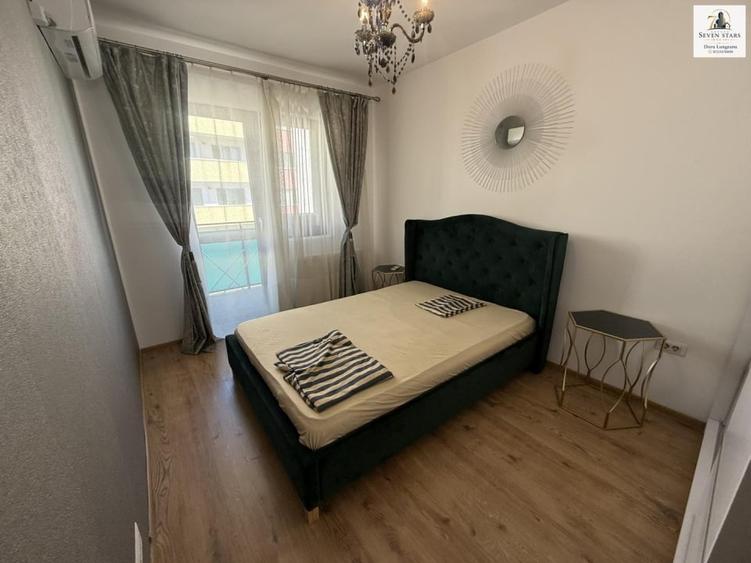 Apartament cu 10 camere, mobilat în Parcul Carol