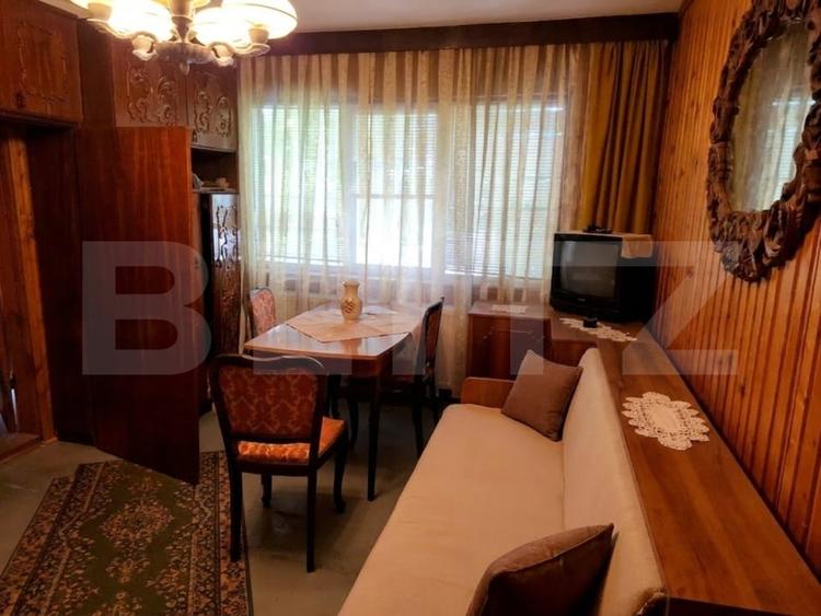 Apartament de vanzare, 62 mp, zona Găești - 2
