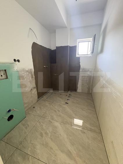 Apartament cu 3 camere semidecomandat în Grigorescu