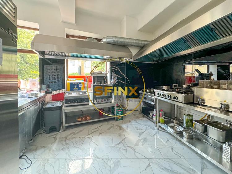 Spațiu comercial, de 120 mp, în P-ța Alba Iulia