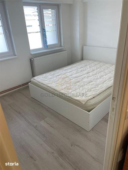 Apartament cu 2 camere decomandat în Traian