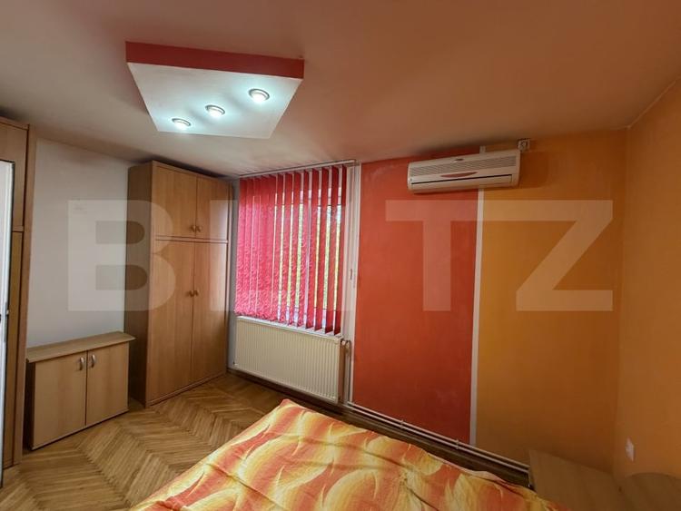 Apartament cu 2 camere semidecomandat, mobilat în Debarcader