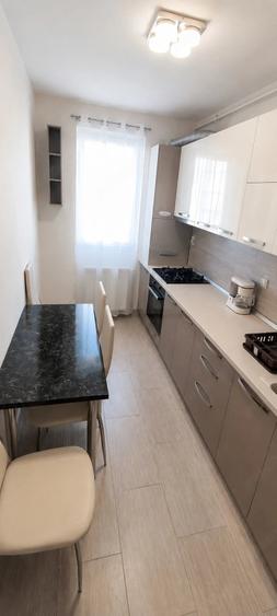 Apartament cu 2 camere decomandat în Florești