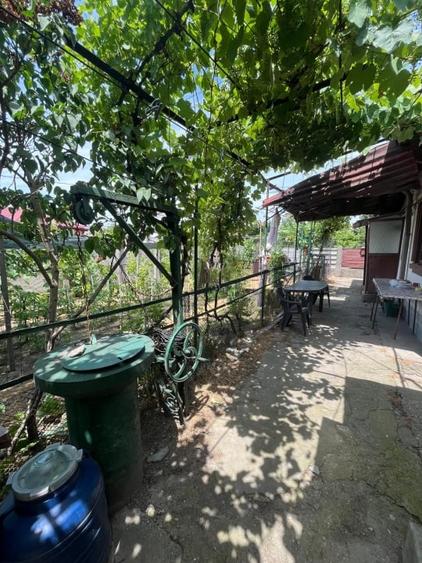 Casă individuală cu 5 camere cu Canalizare în Lascăr Catargiu