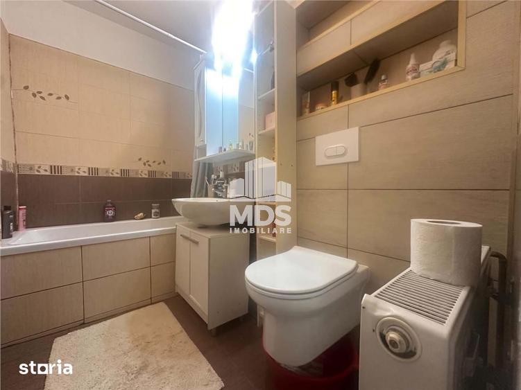 Apartament cu 3 camere decomandat, mobilat în Steaua