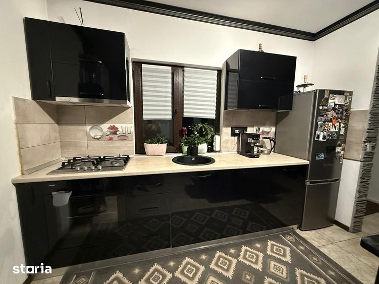 Casă cu 3 camere cu Teren 194 Mp în Central