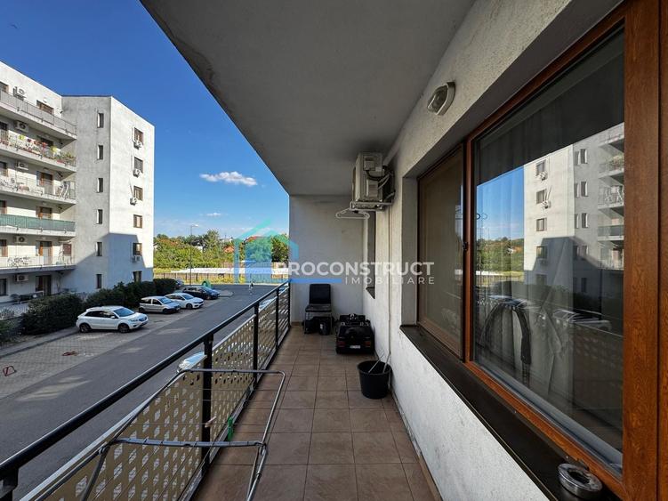 Apartament cu 2 camere semidecomandat, mobilat în Torontalului