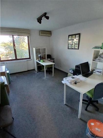 Apartament cu 2 camere decomandat în Circumvalațiunii