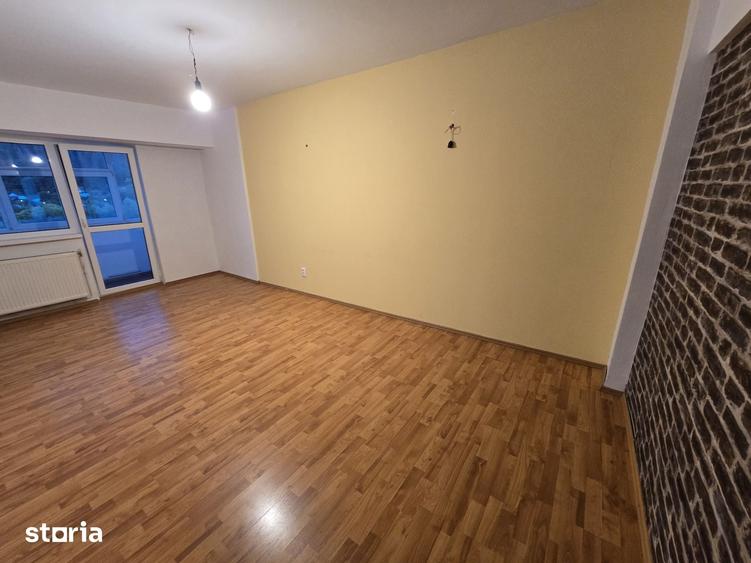 3 camere zona P-?a centrala priveli?te spre padure si raul Bistri?a! - 20