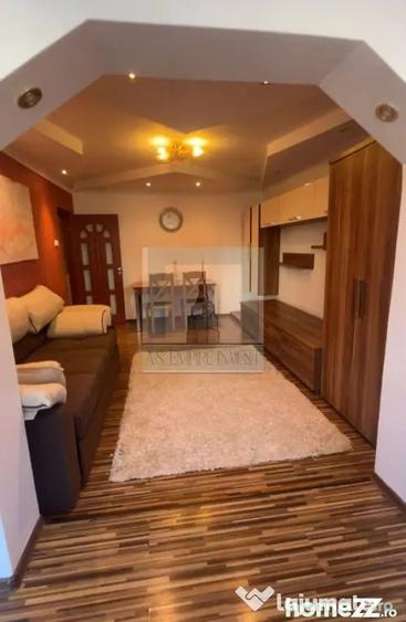 De inchiriat apartament 3 camere/ zona Racadau - 1