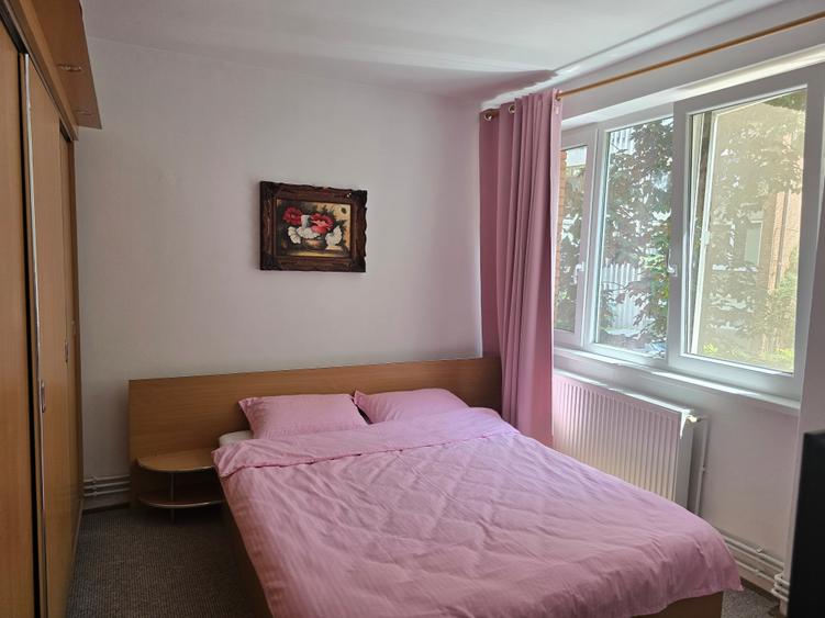 Apartament cu 2 camere semidecomandat în Take Ionescu