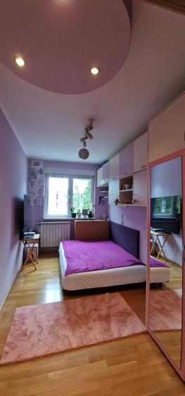Apartament cu 3 camere decomandat în Turda