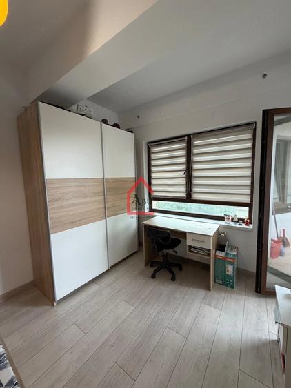 Apartament cu 2 camere semidecomandat în Filiași