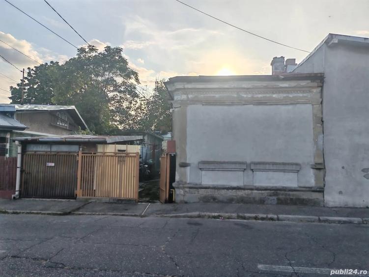 Casă cu 5 camere cu Teren 386 Mp în Central