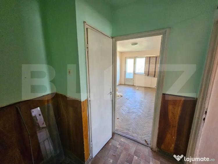 Apartament cu 2 camere decomandat în Central