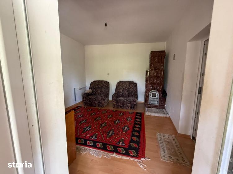 Casă cu 3 camere cu Teren 3753 Mp în Cornățelu