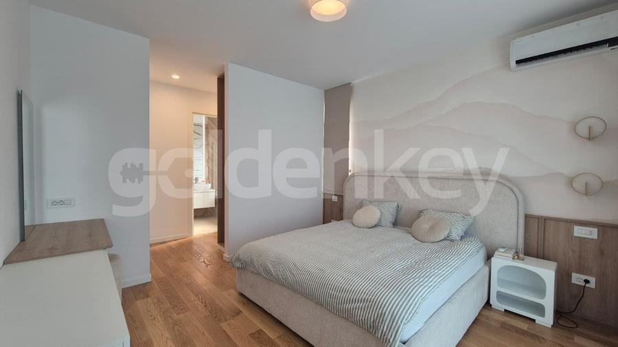Duplex cu 5 camere cu Piscina în Pipera