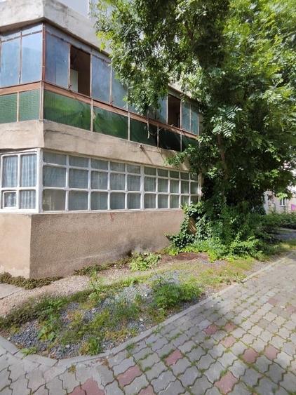 Apartament cu 5 camere decomandat în Central